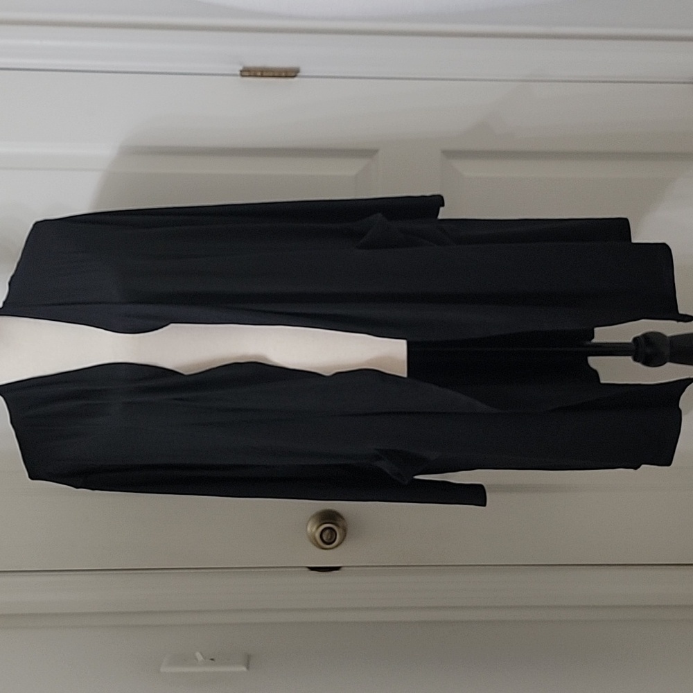 32 Degree Heat Size L/XL Black Open Cardigan / Wrap with Pockets, NEW with Tag